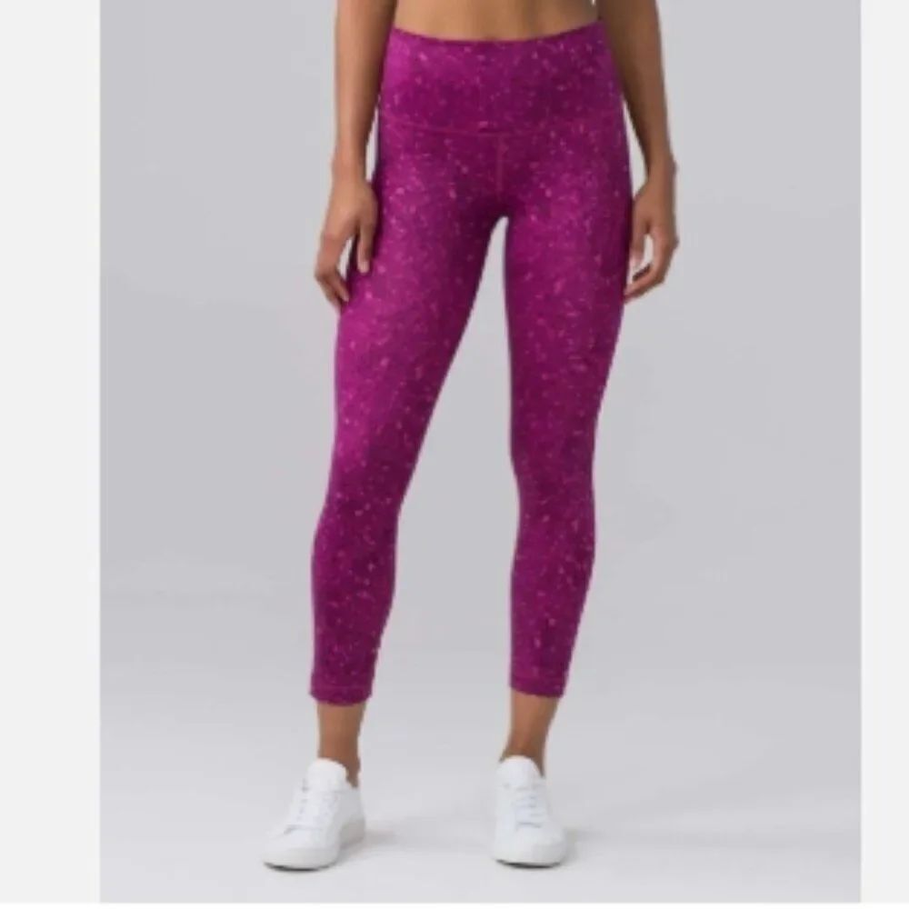 Like New! Lululemon High Times Wunder Under 7/8 Tight Paradise Geo Regal Plum 6